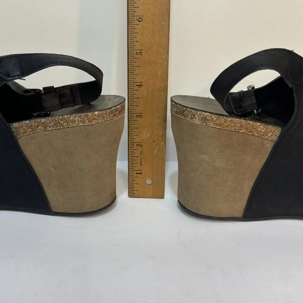 Pierre Dumas Women's Hester 14 Vegan Leather Black Platform Wedge 3.4” Heel 8.5M